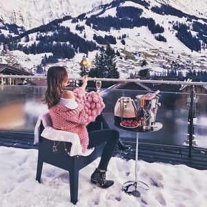 Pink Bubble Sleeve Puffy Sweater ✨Trending ✨